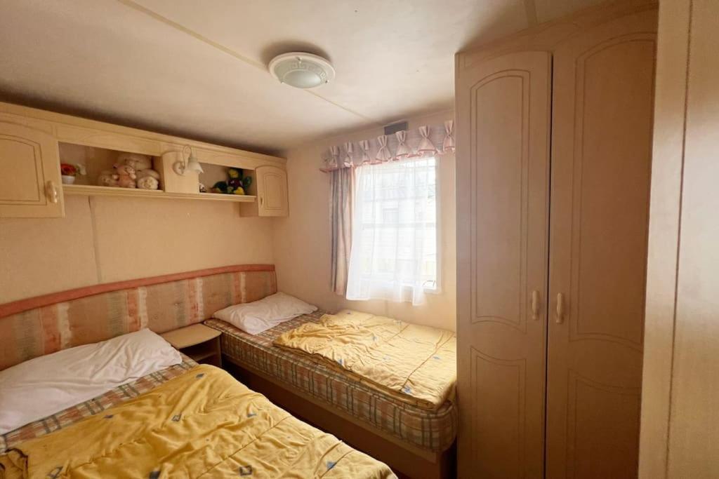 Chalet De Nollen P12 - Camping De Nollen Callantsoog Exteriör bild